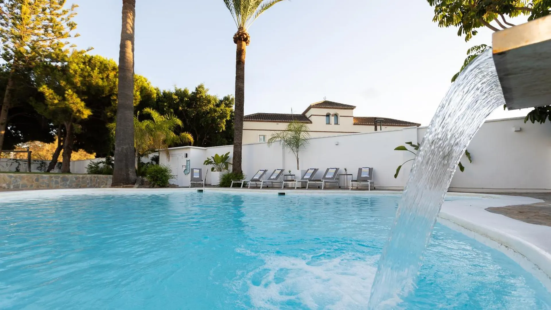 Villa Dune, Luxury Villa, 5 Min Walk To The Beach Marbella